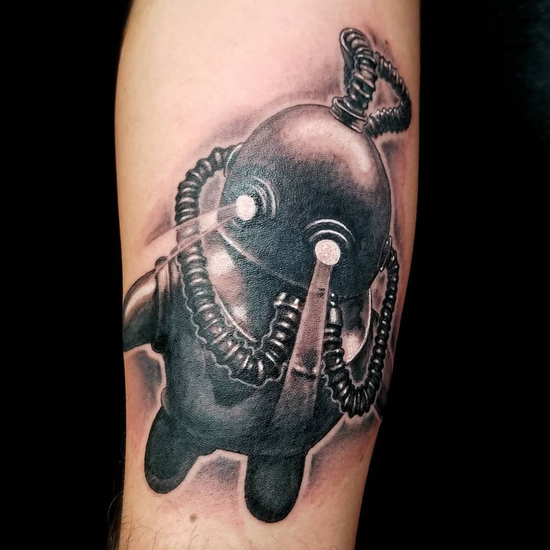 swimming robot, tattoo, Overlord Tattoo Shop